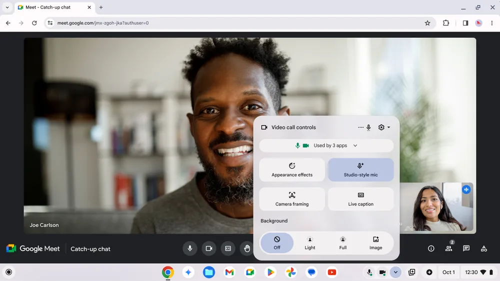 Chromebook Plus のビデオ通話コントロールが表示