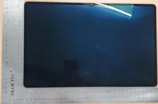 Galaxy Tab S11 Ultra のディスプレイ側の写真