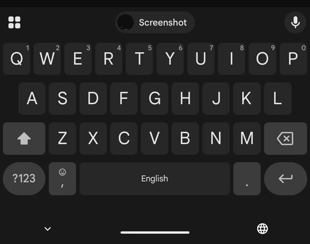 Gboard でキーボードのカンマとピリオドを表示しているスクリーンショット