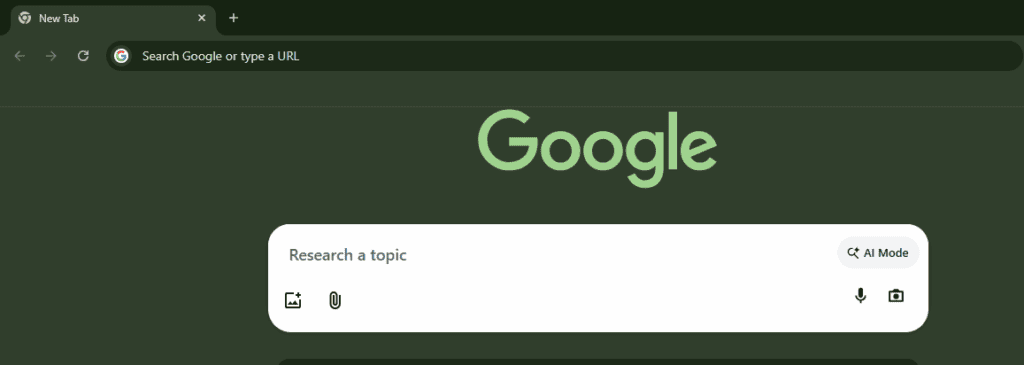 Chrome の新規タブページで表示される縦長の検索ボックス。「トピックを調べる」など、Gemini に似た見た目