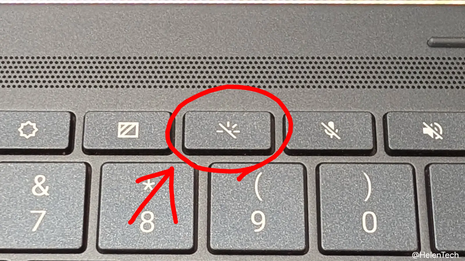 Chromebook に搭載されているキーボードのバックライトをオン・オフにするキーの画像