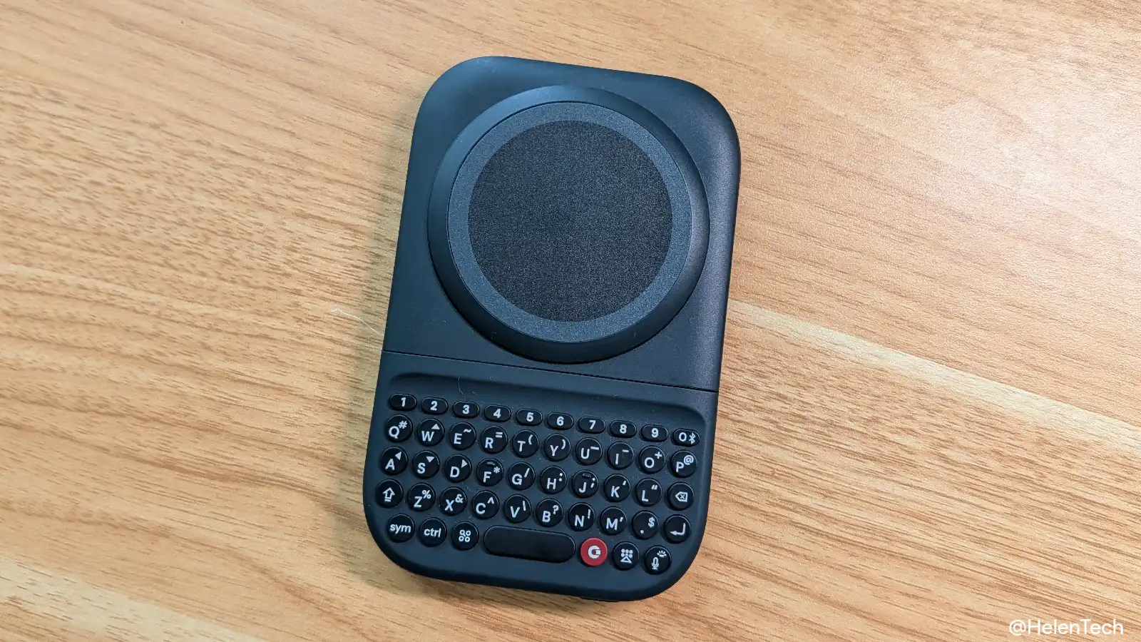 Clicks Power Keyboard の表面